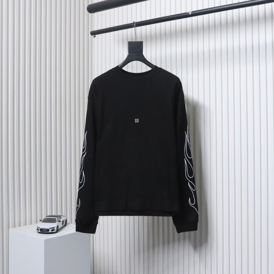 Givenchy 24SS Dragon Year Limited Edition Waffle Long Sleeve T-Shirt Black