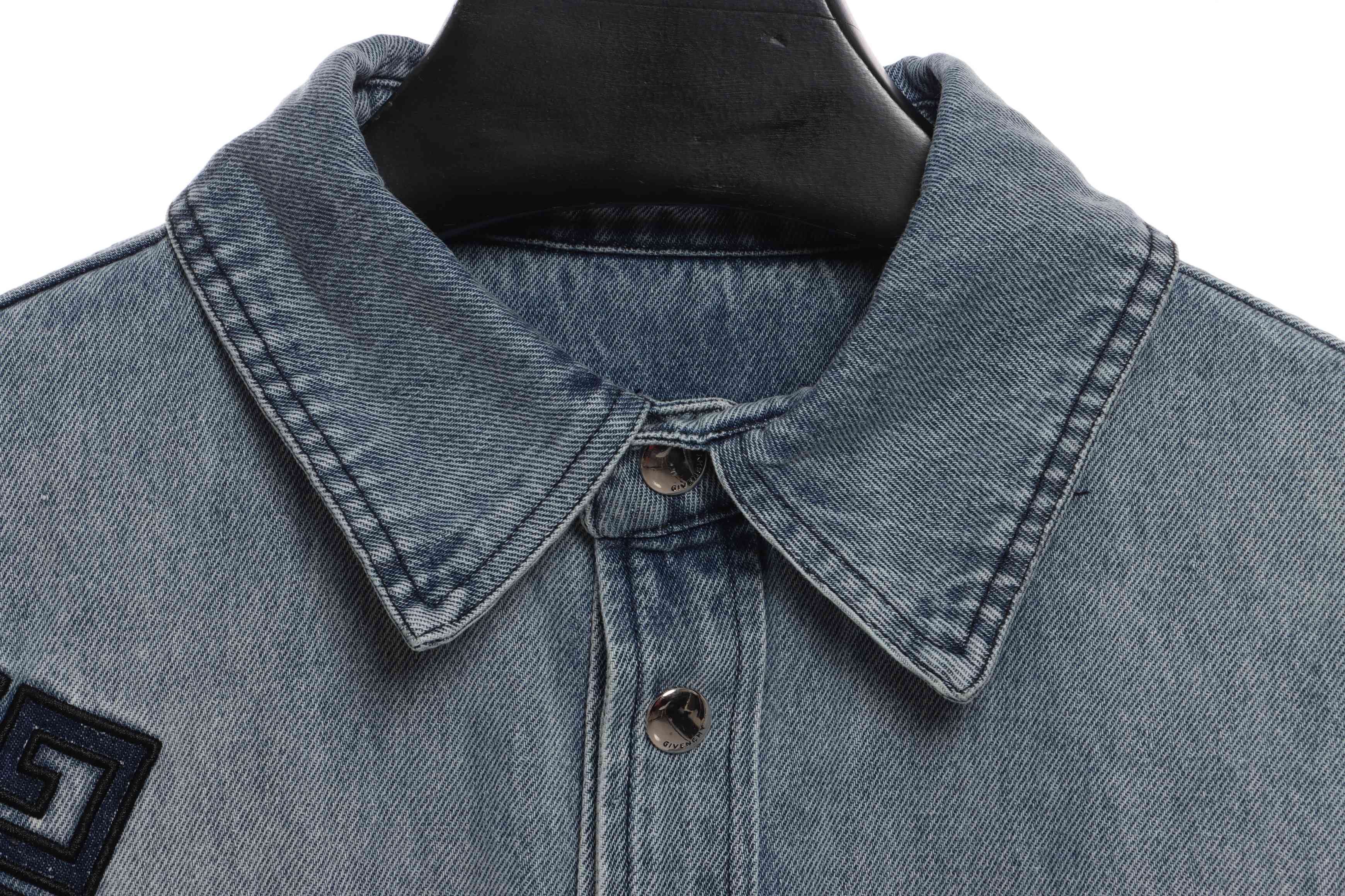 Givenchy Three-Dimensional LOGO Denim Long-Sleeved Shirt