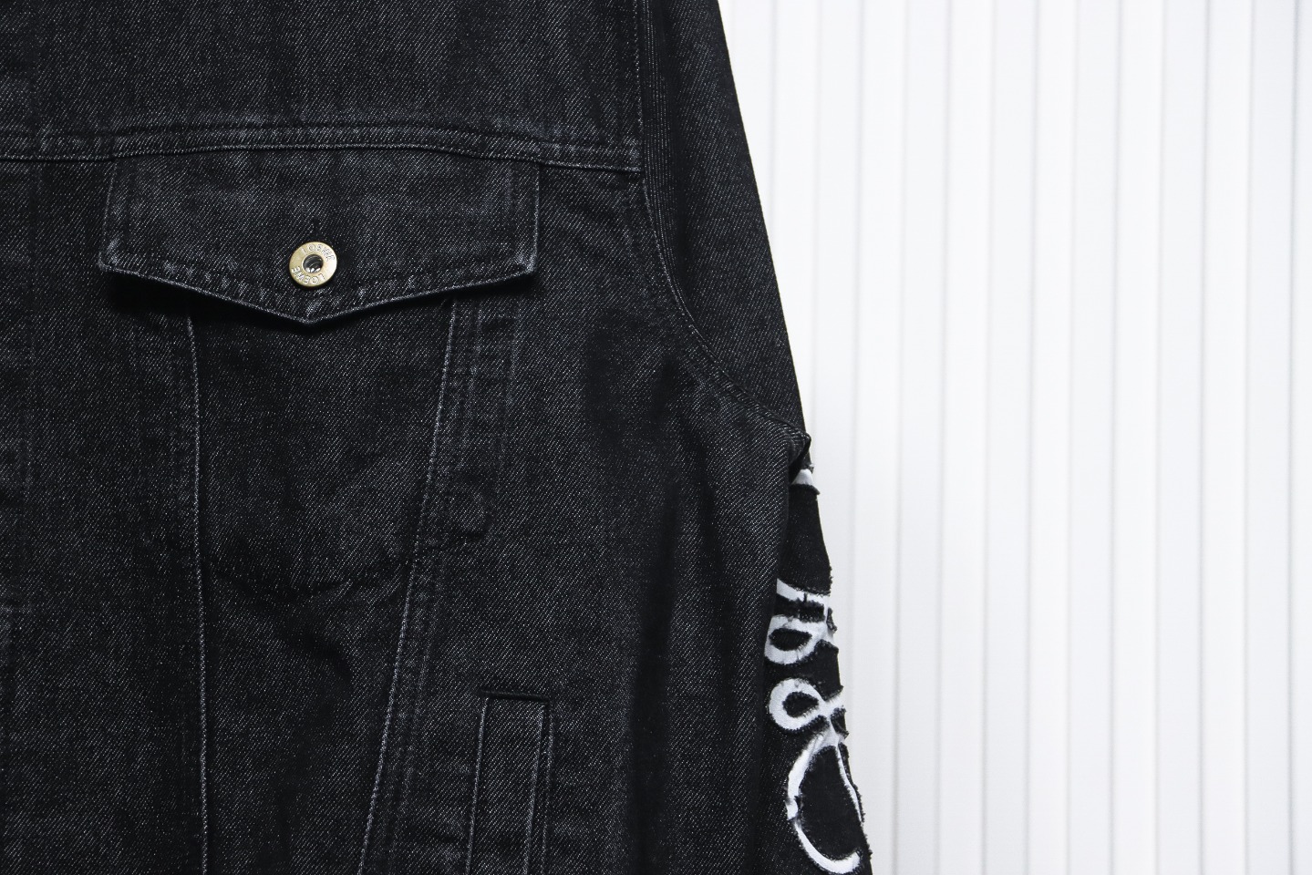 Loewe 24Fw Denim Jacket With Floral Embroidery On The Arm