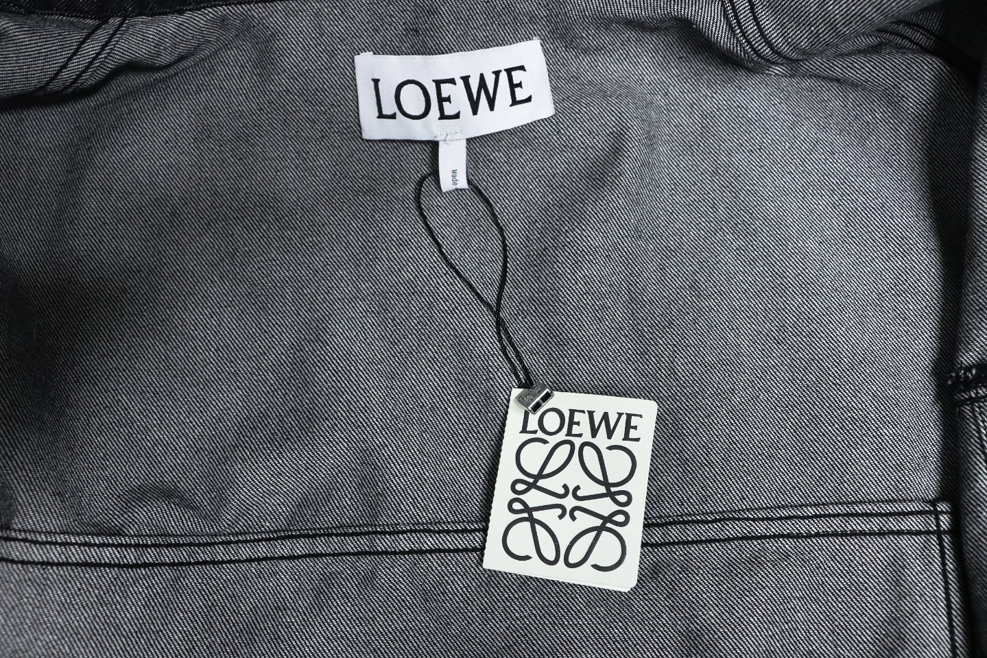 Loewe 24Fw Denim Jacket With Floral Embroidery On The Arm