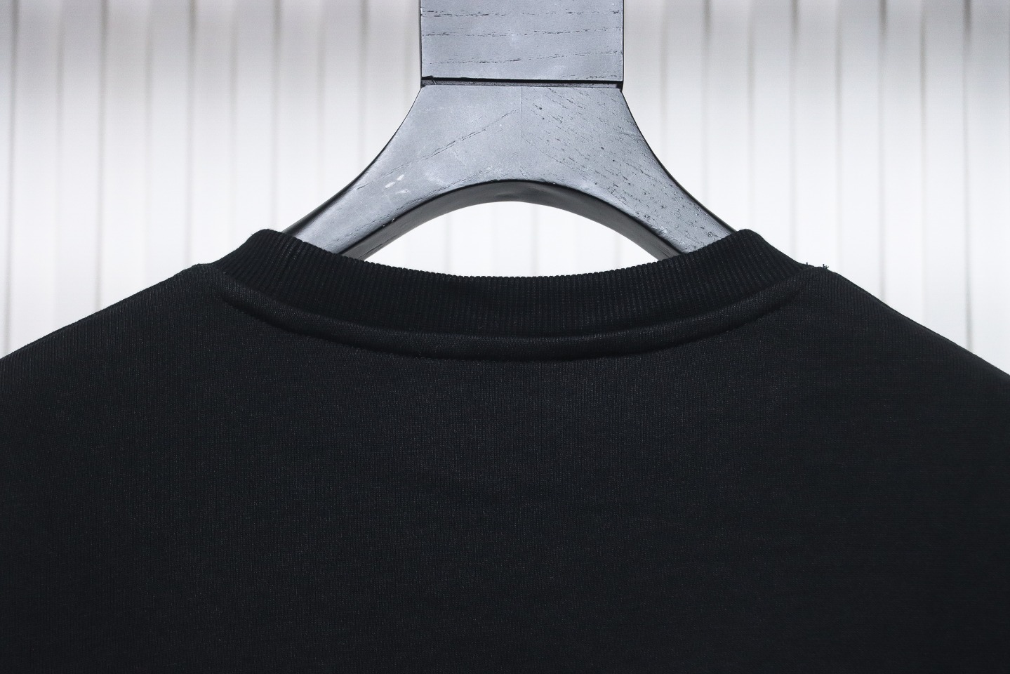 Loewe 24Fw Embroidered Penguin Crew Neck Hoodie Black