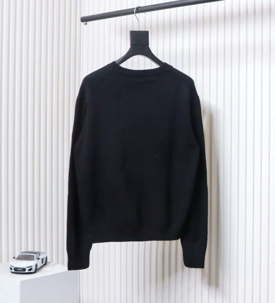 Loewe 24FW Embroidered Small Logo Crew Neck Sweater Black