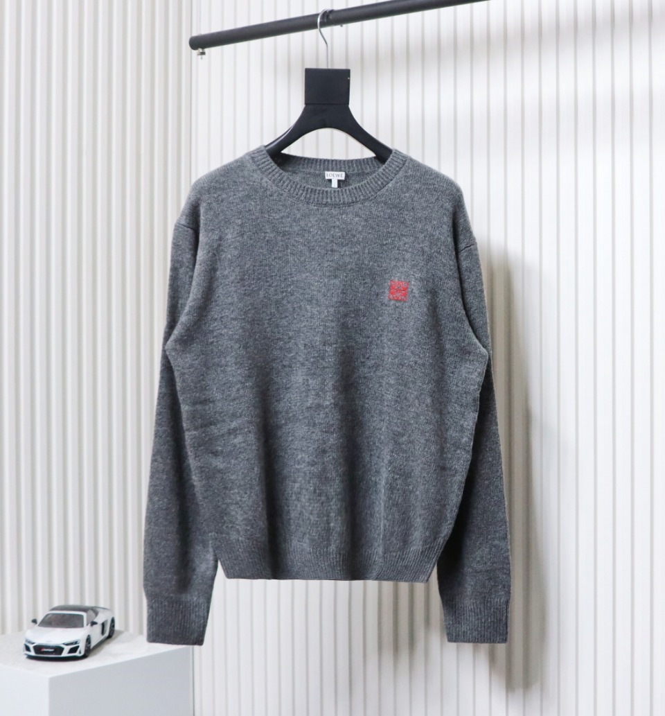Loewe 24FW Embroidered Small Logo Crew Neck Sweater Grey
