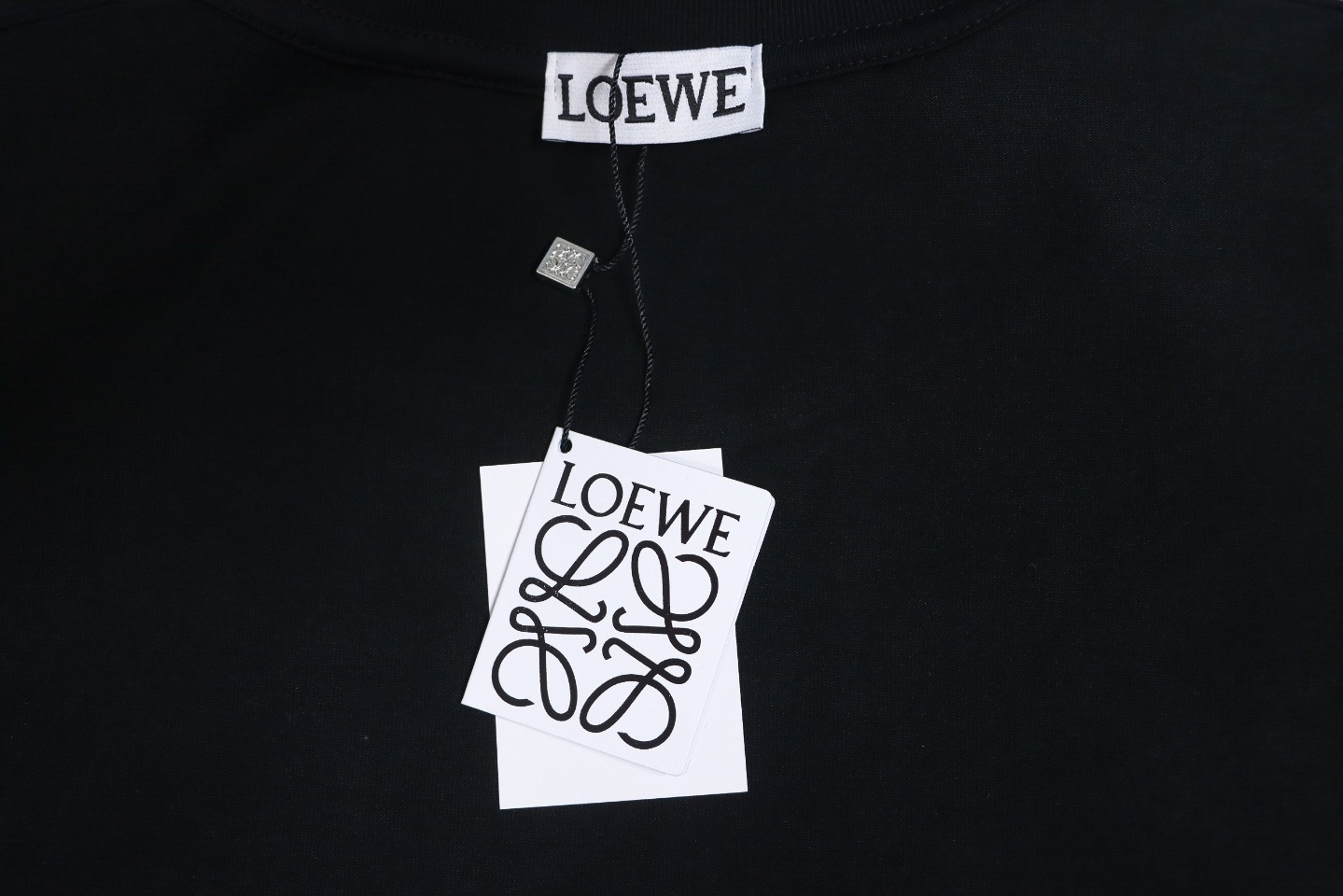 Loewe 24Fw Simple Contrast Color Logo Embroidered Long Sleeve T-shirt Black