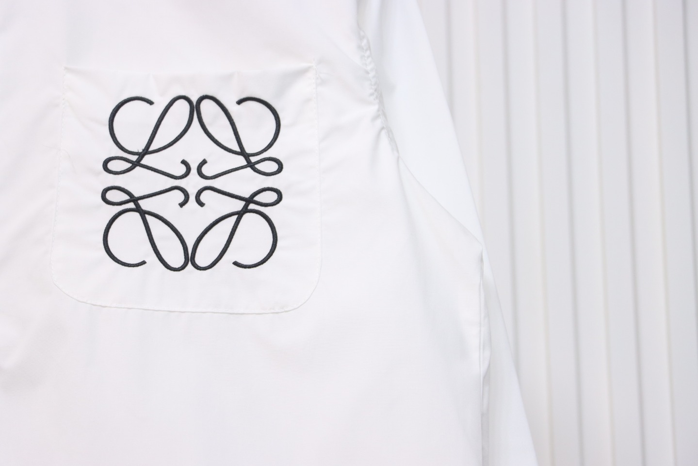 Loewe New Chest Pocket Cuffs Embroidered Logo Lapel Shirt White