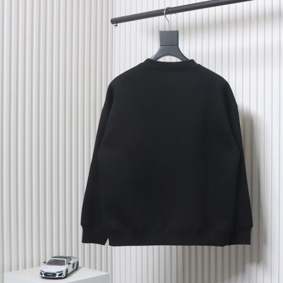 We11 Done 24FW Lightning Letters Crewneck Hoodie Black