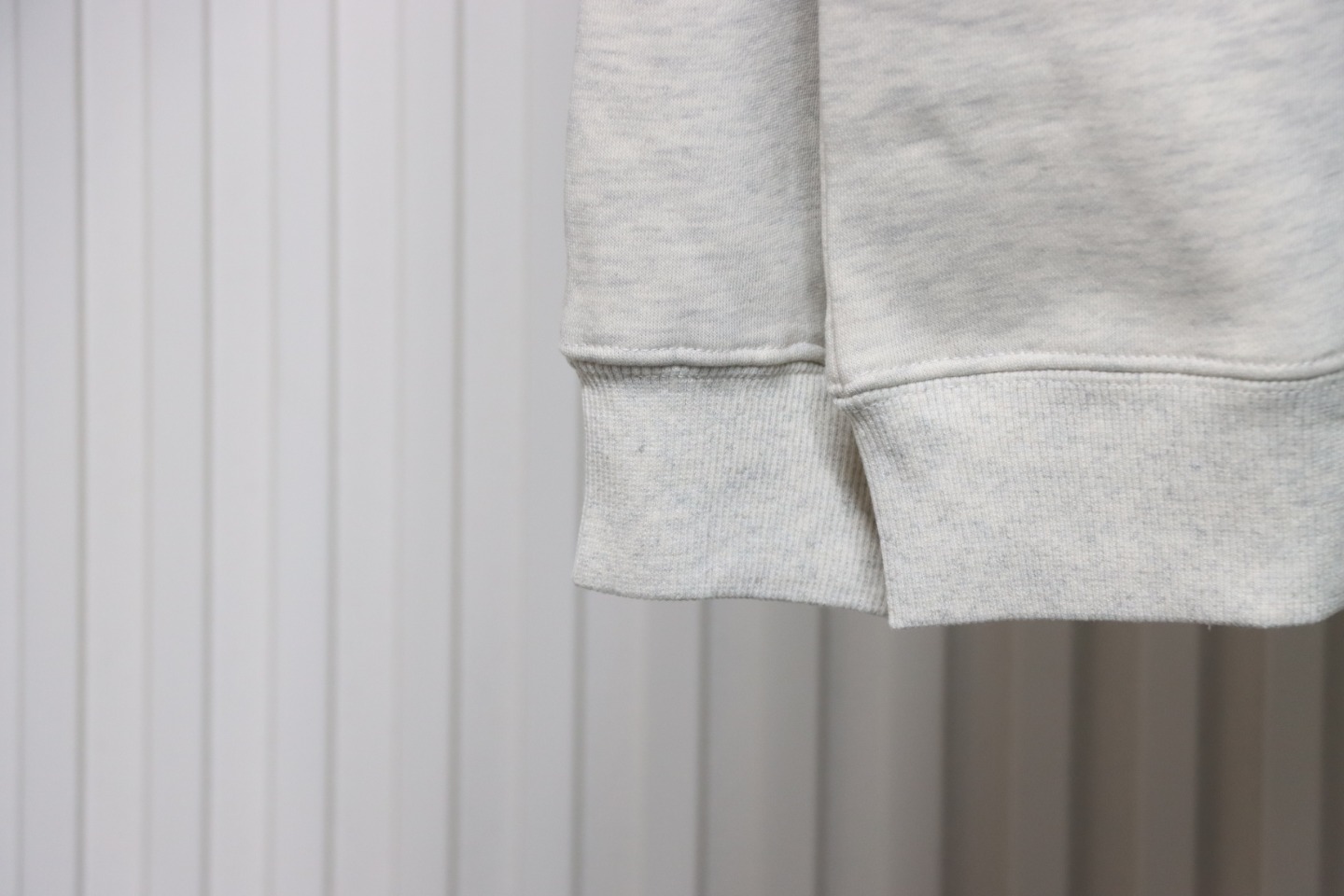 We11 Done 24FW Lightning Letters Crewneck Hoodie Light Grey