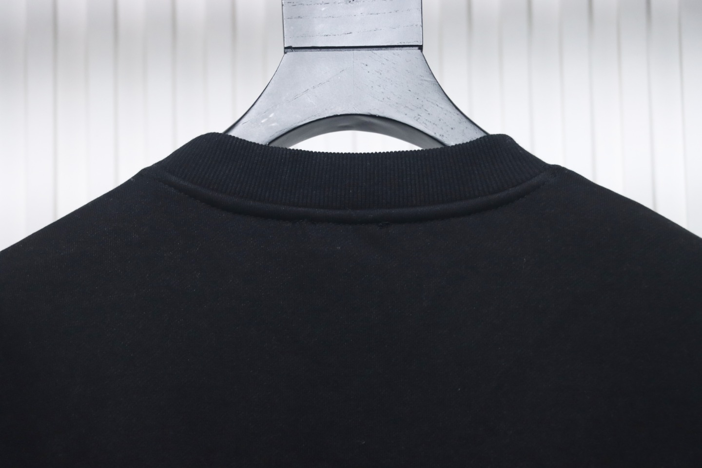 We11 Done 24FW Shopping Bag Crewneck Hoodie Black