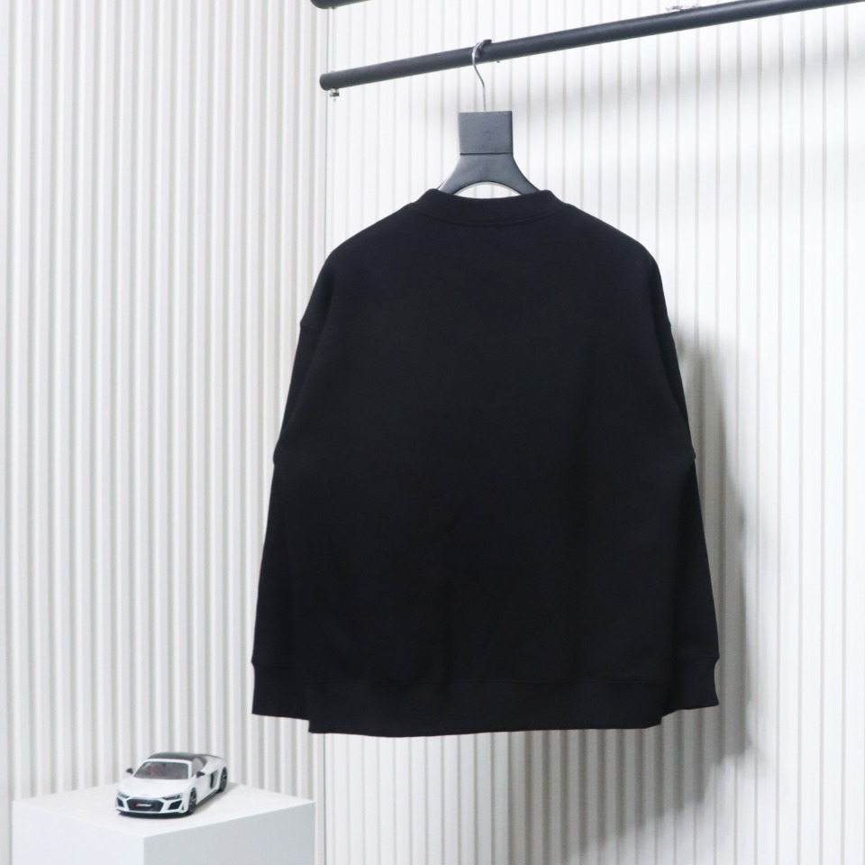 We11 Done 24FW Square Puppy Crew Neck Hoodie Black