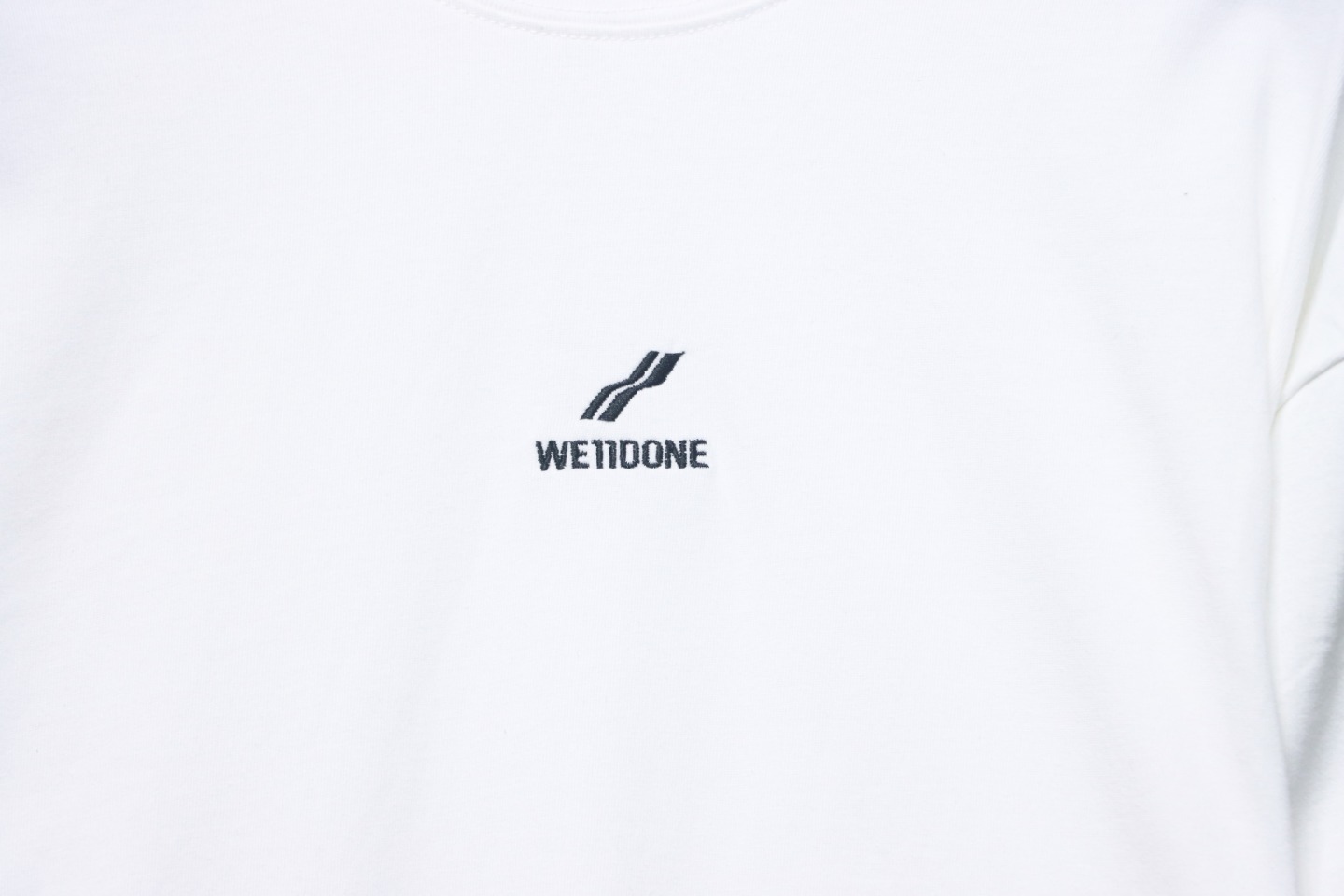 We11 Done 24FW Three Stripes Long Sleeve T-Shirt White