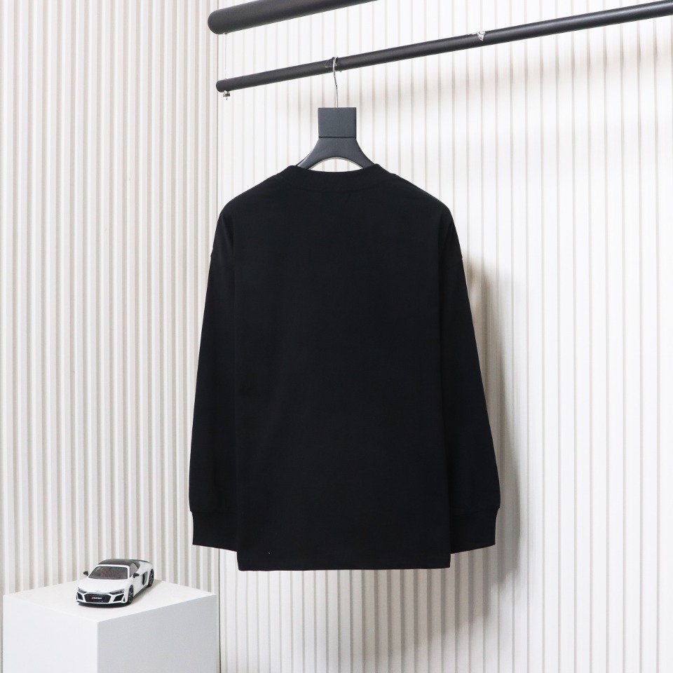 We11 Done 24FW WE Wool Bear Print Long-Sleeved T-shirt