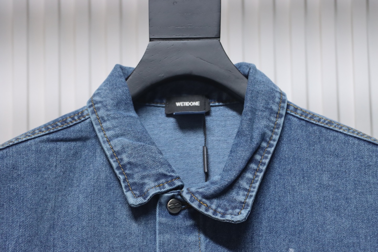 We11 Done 24ss Printed Diagonal Zip Washed Denim Jacket Blue