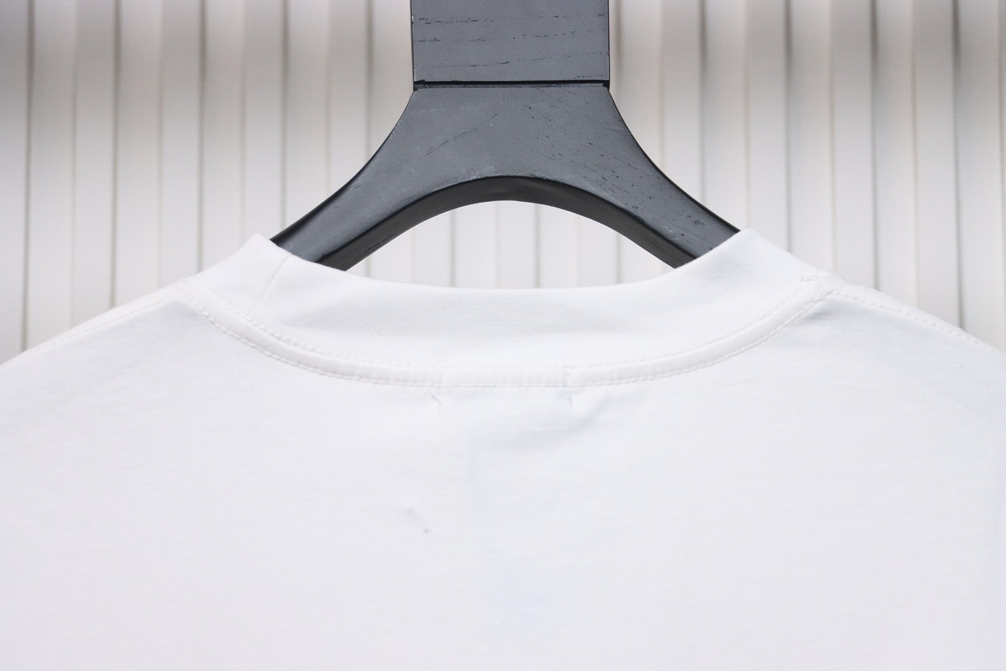 We11 Done Classic Love Barrage Letters 3D Printed Couple Long Sleeve T-shirt White