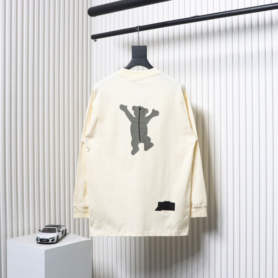 We11 Done Double-Sided Cute Bear Print Couple Long Sleeves Beige