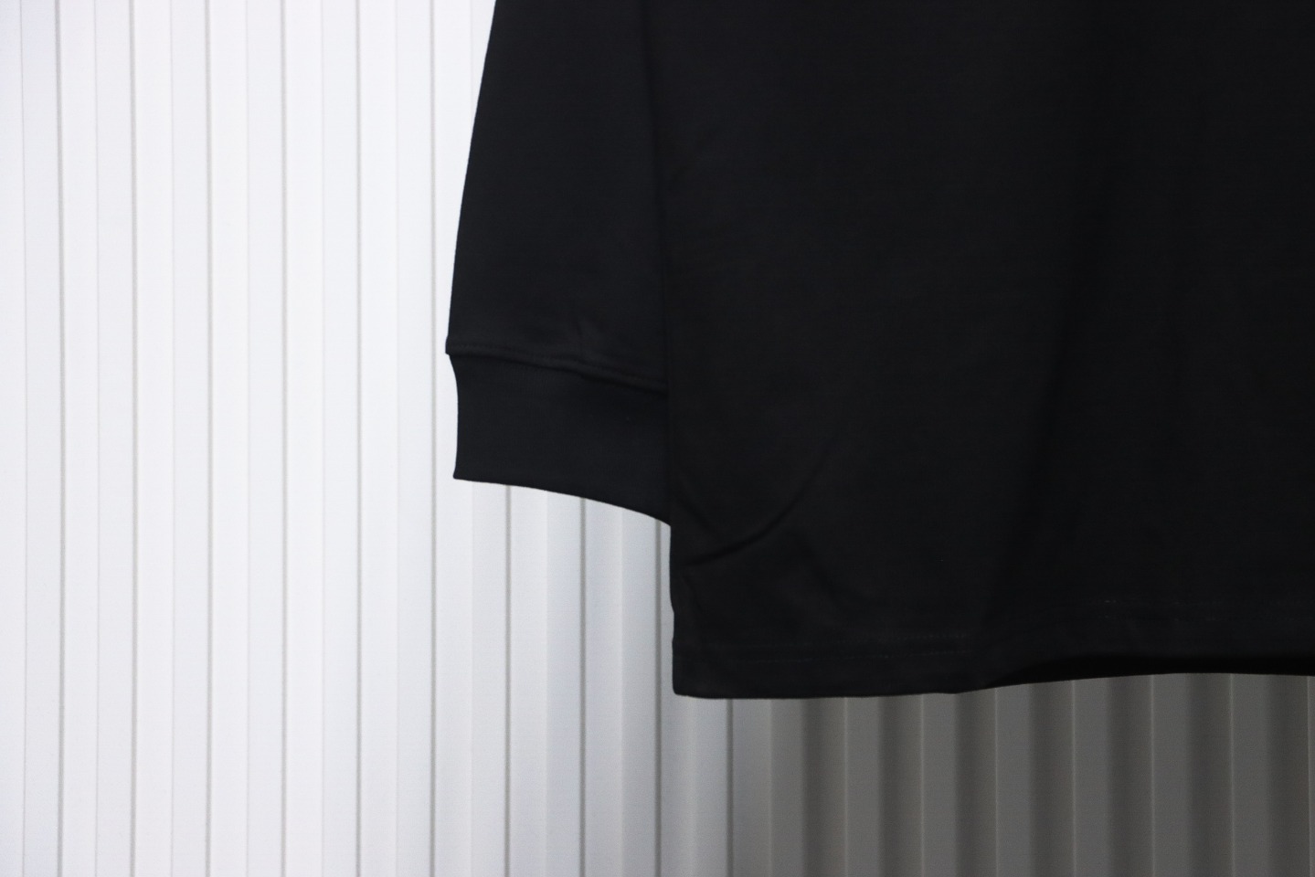 We11 Done Double-Sided Cute Bear Print Couple Long Sleeves Black