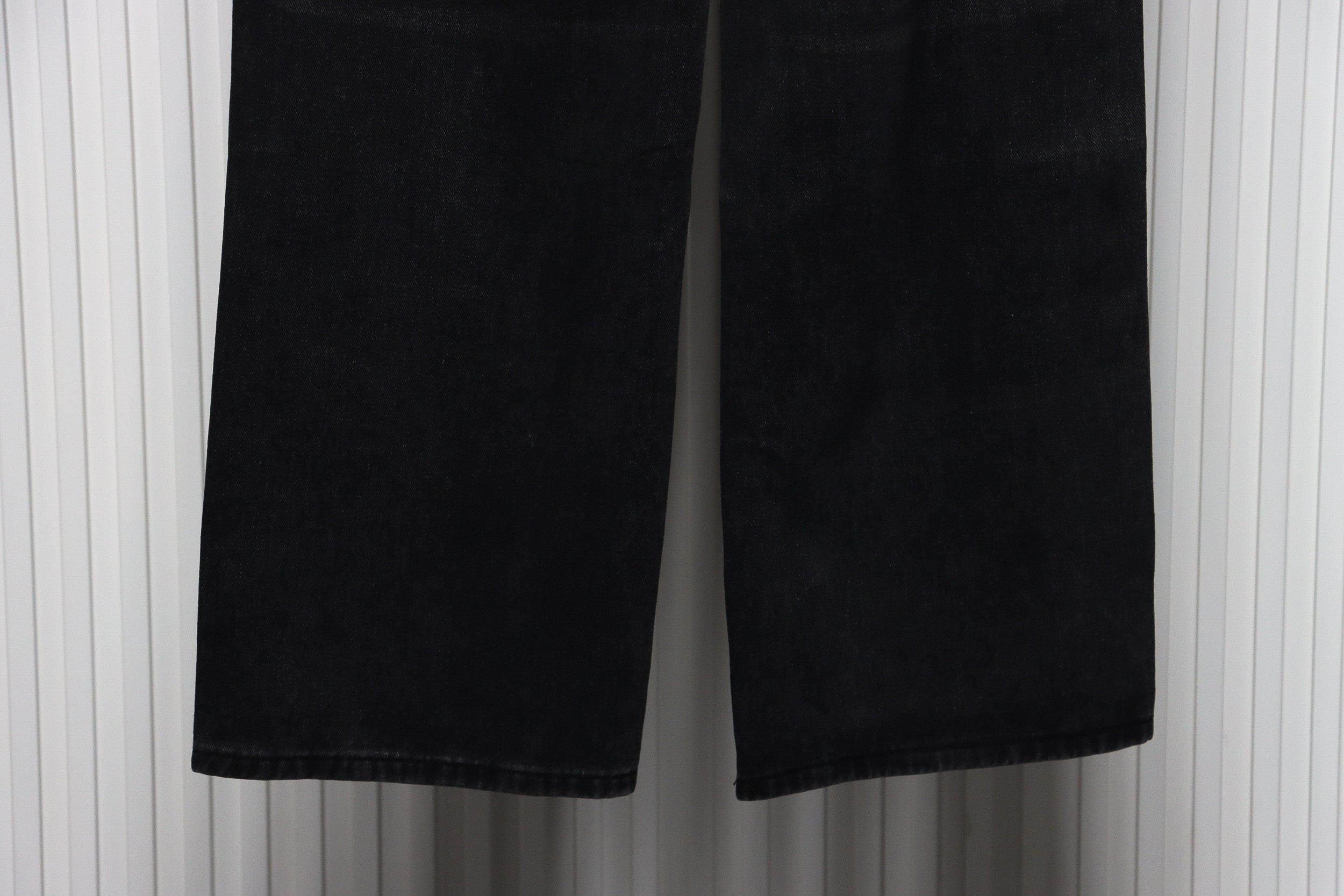 We11 Done Heart Letter Embroidered Ripped Nostalgic Washed Denim Wide Leg Pants