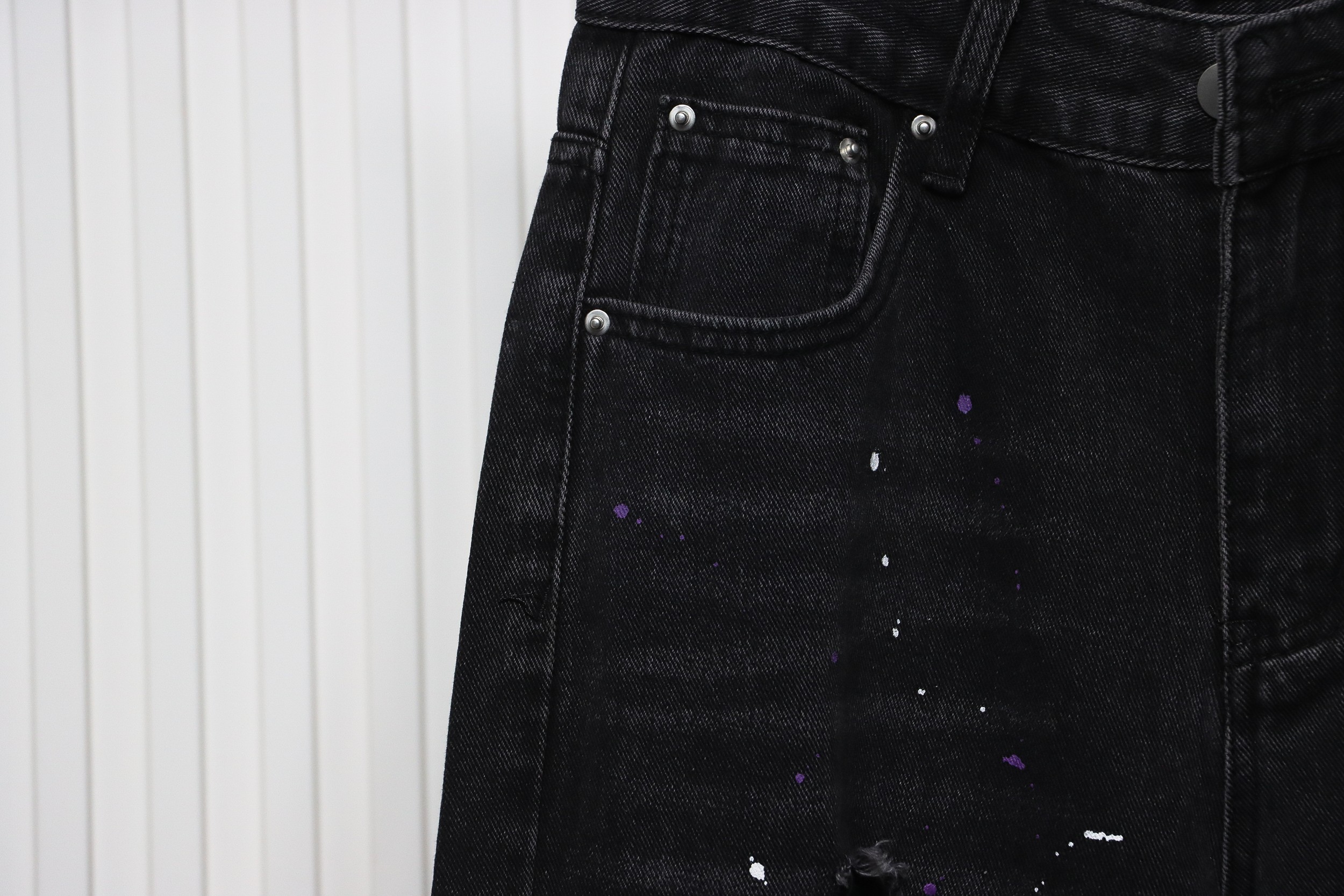 We11 Done Heart Letter Embroidered Ripped Nostalgic Washed Denim Wide Leg Pants