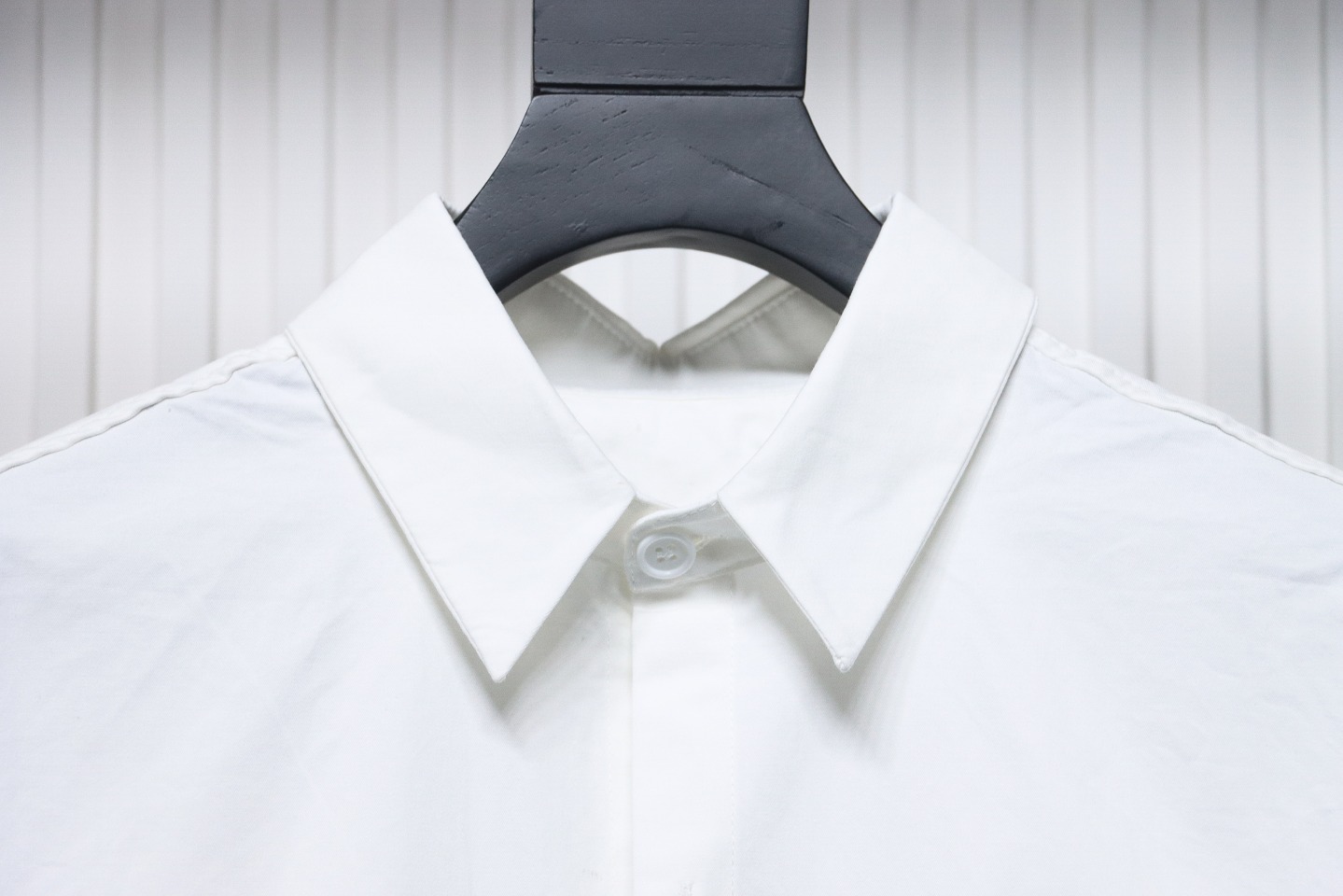 We11 Done New 24SS Back Colorful Graffiti Letters Printed Long Sleeve Shirt White