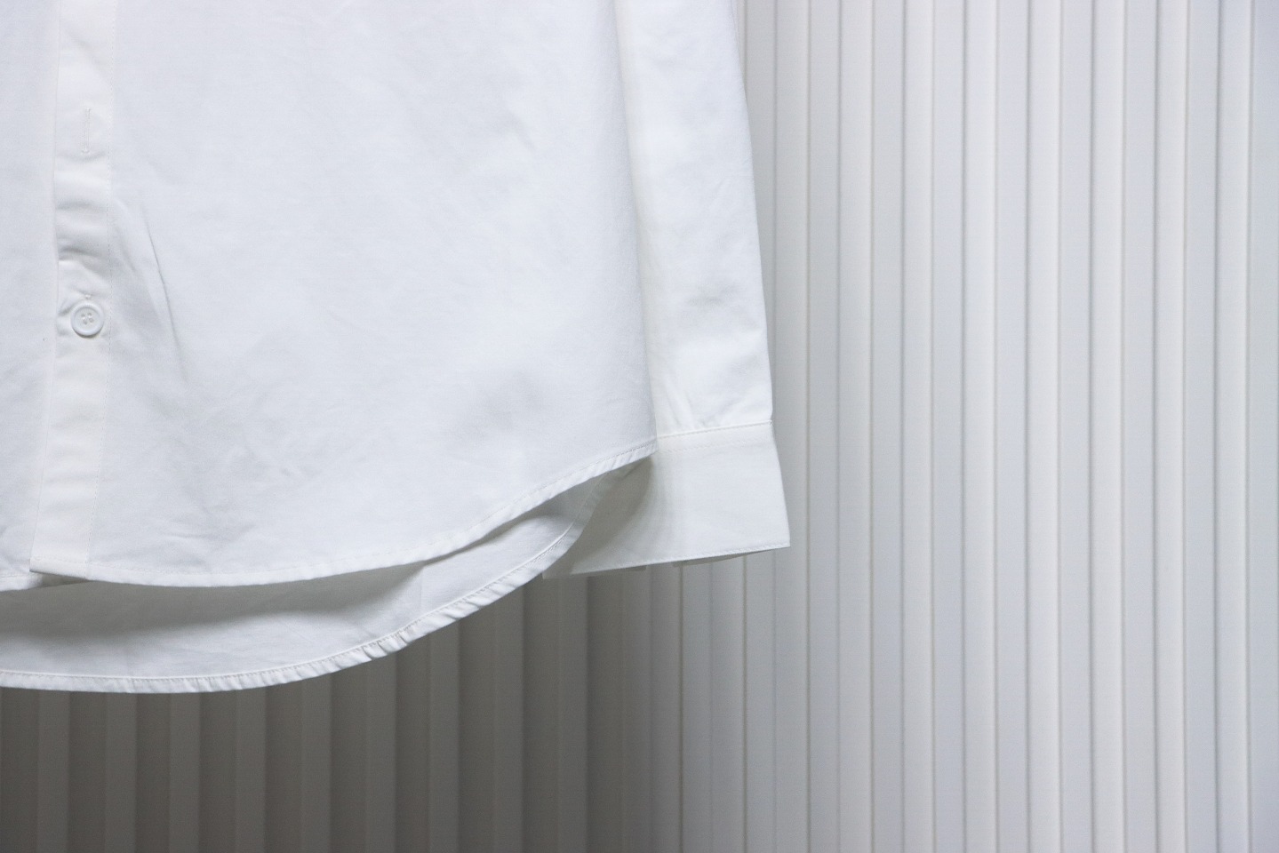 We11 Done New 24SS Back Colorful Graffiti Letters Printed Long Sleeve Shirt White