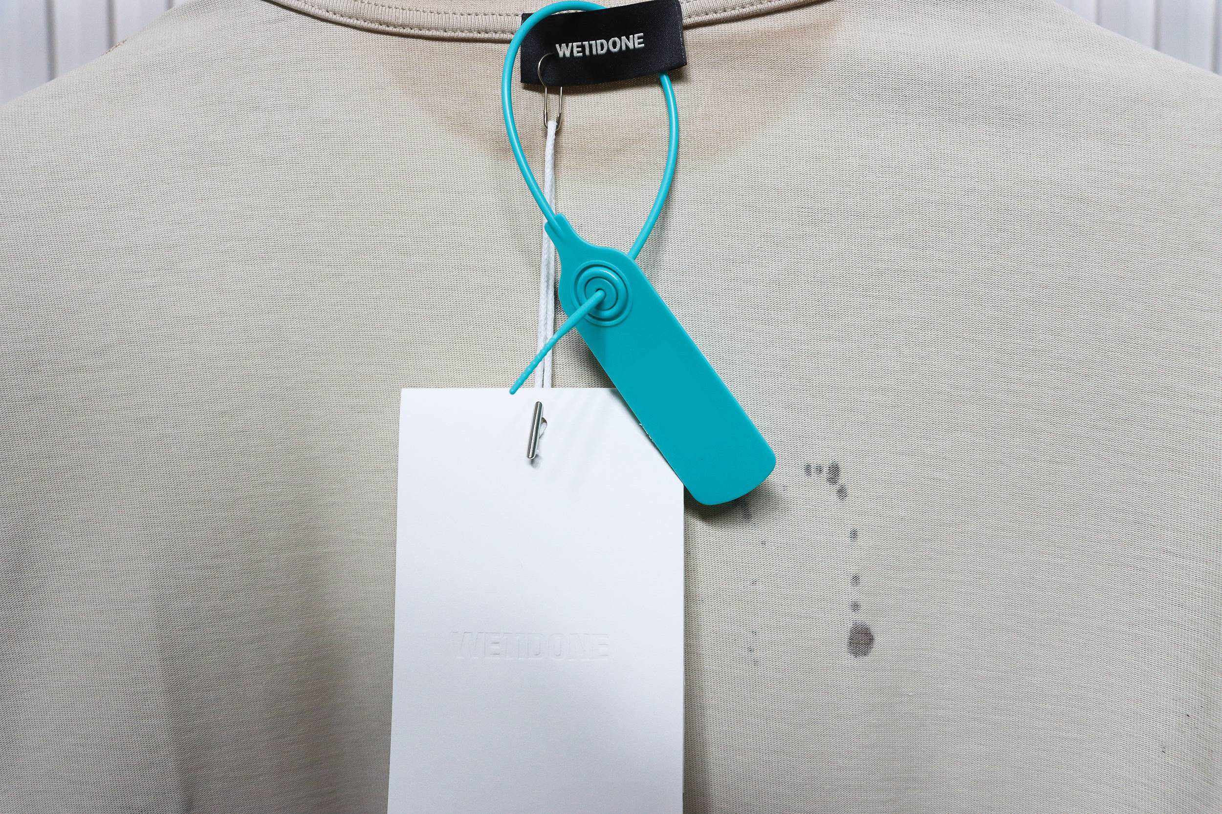 We11 Done New Dirty Distressed Stitching Contrast Color Long Sleeve T-shirt