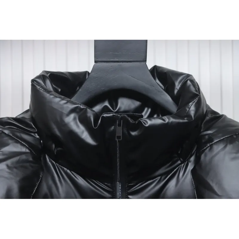 Prada 21fw Classic Triangle Logo Detachable Down Jacket Black