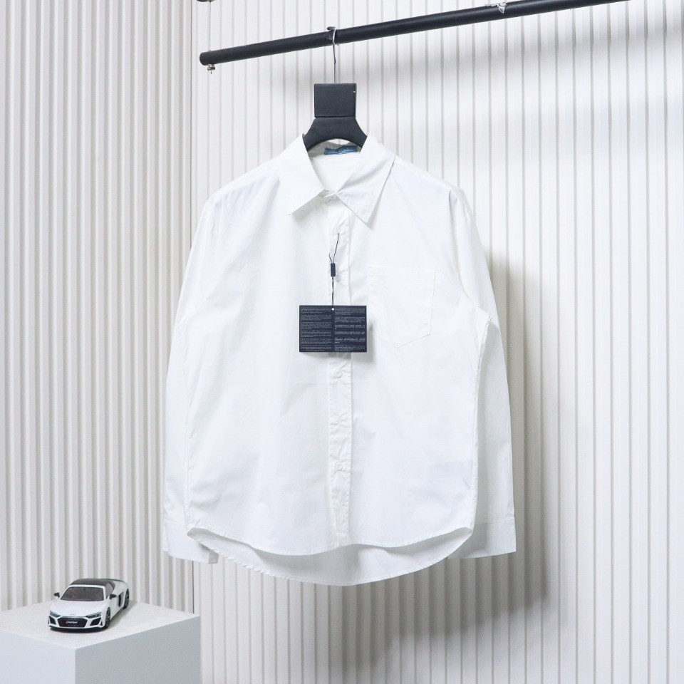 Prada 24Fw Back Patch Lettering Long Sleeve Shirt