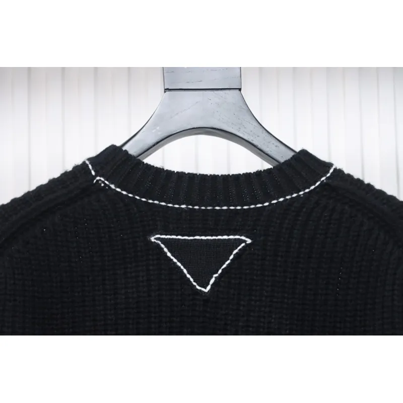 Prada 24FW Chunky White Crew Neck Sweater