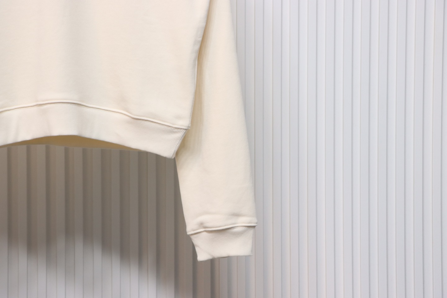 Prada 24Fw Distressed Logo Print Lapel Hoodie