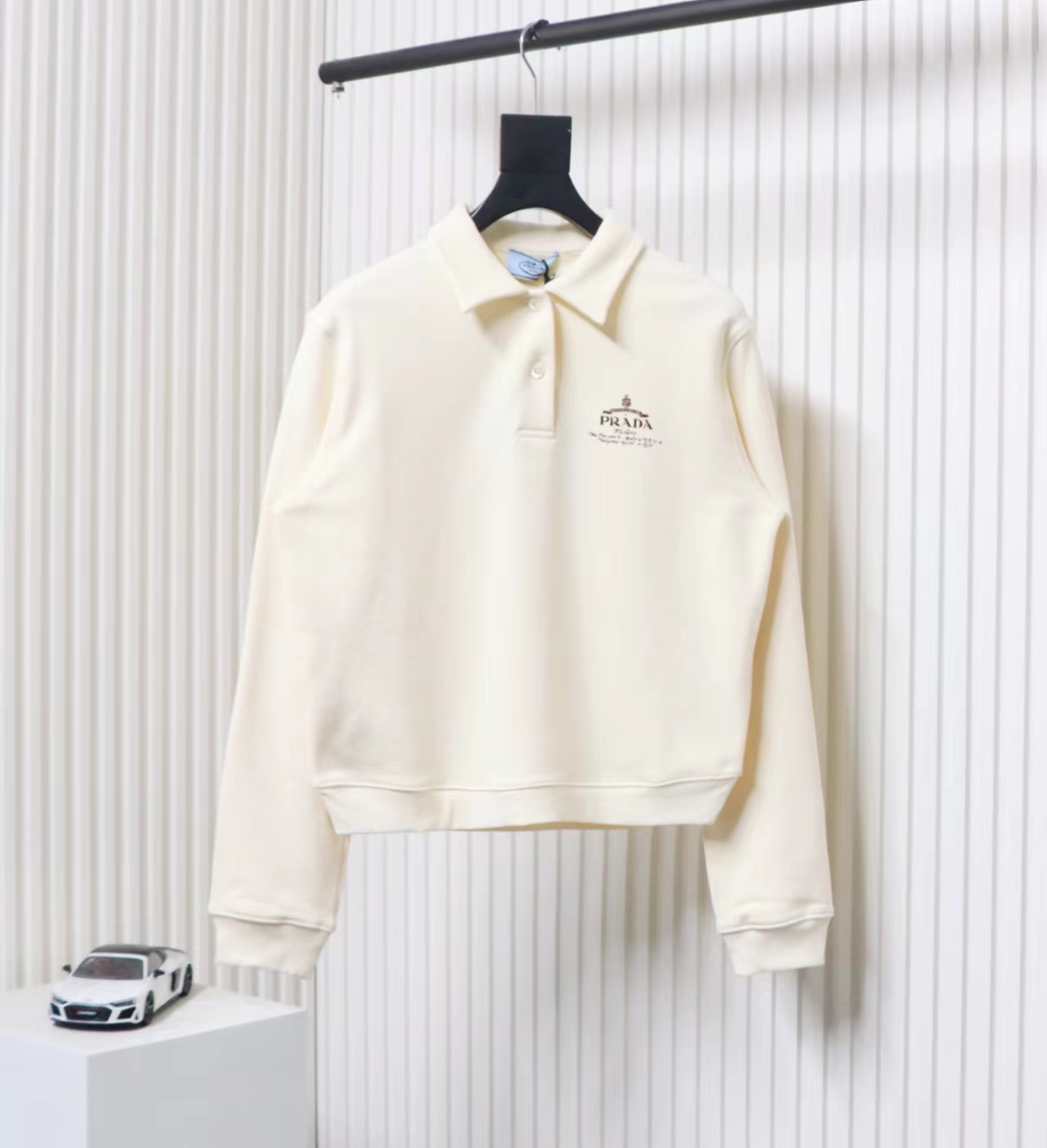 Prada 24Fw Distressed Logo Print Lapel Hoodie