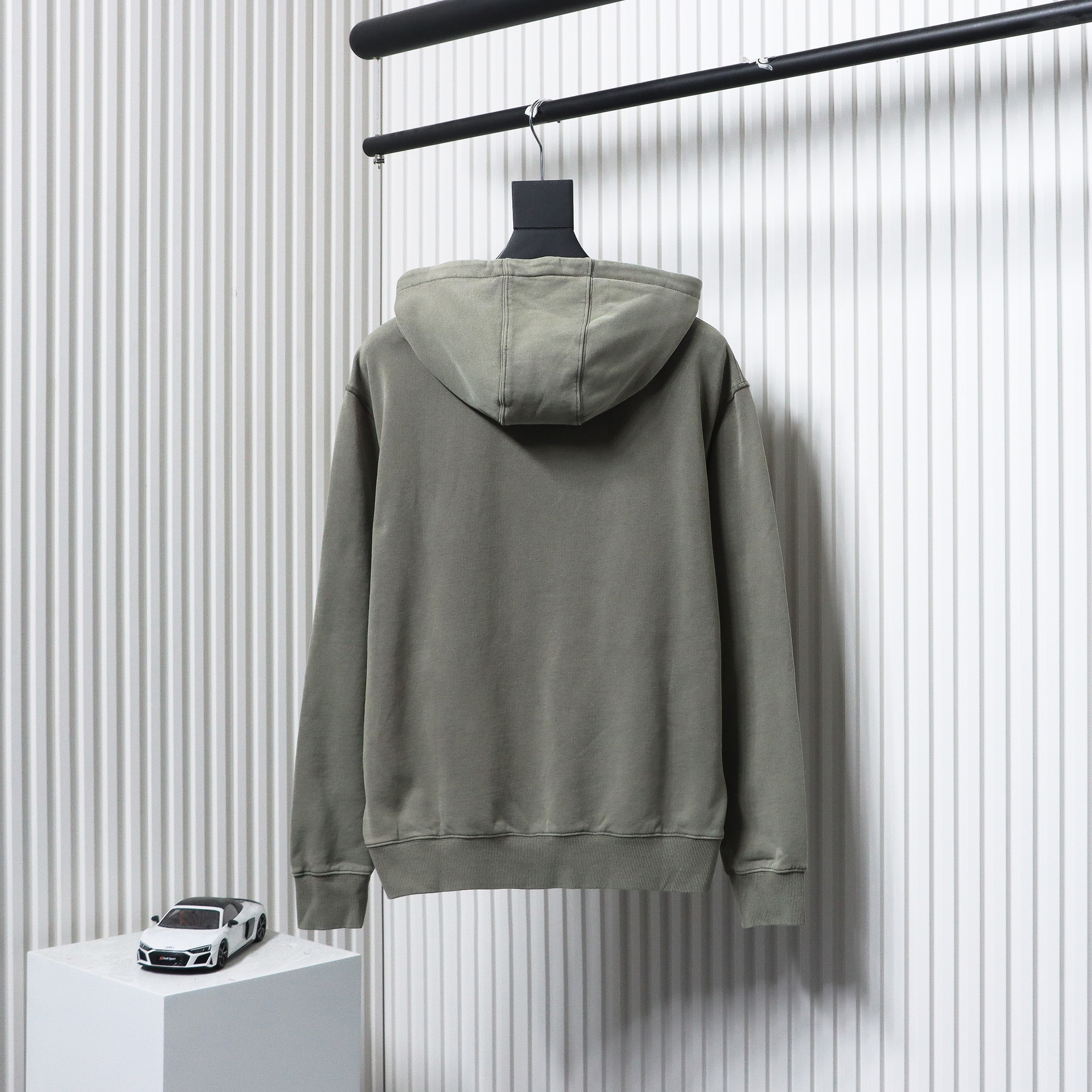 Prada 24Fw Medal Letters Applique Hooded Hoodie