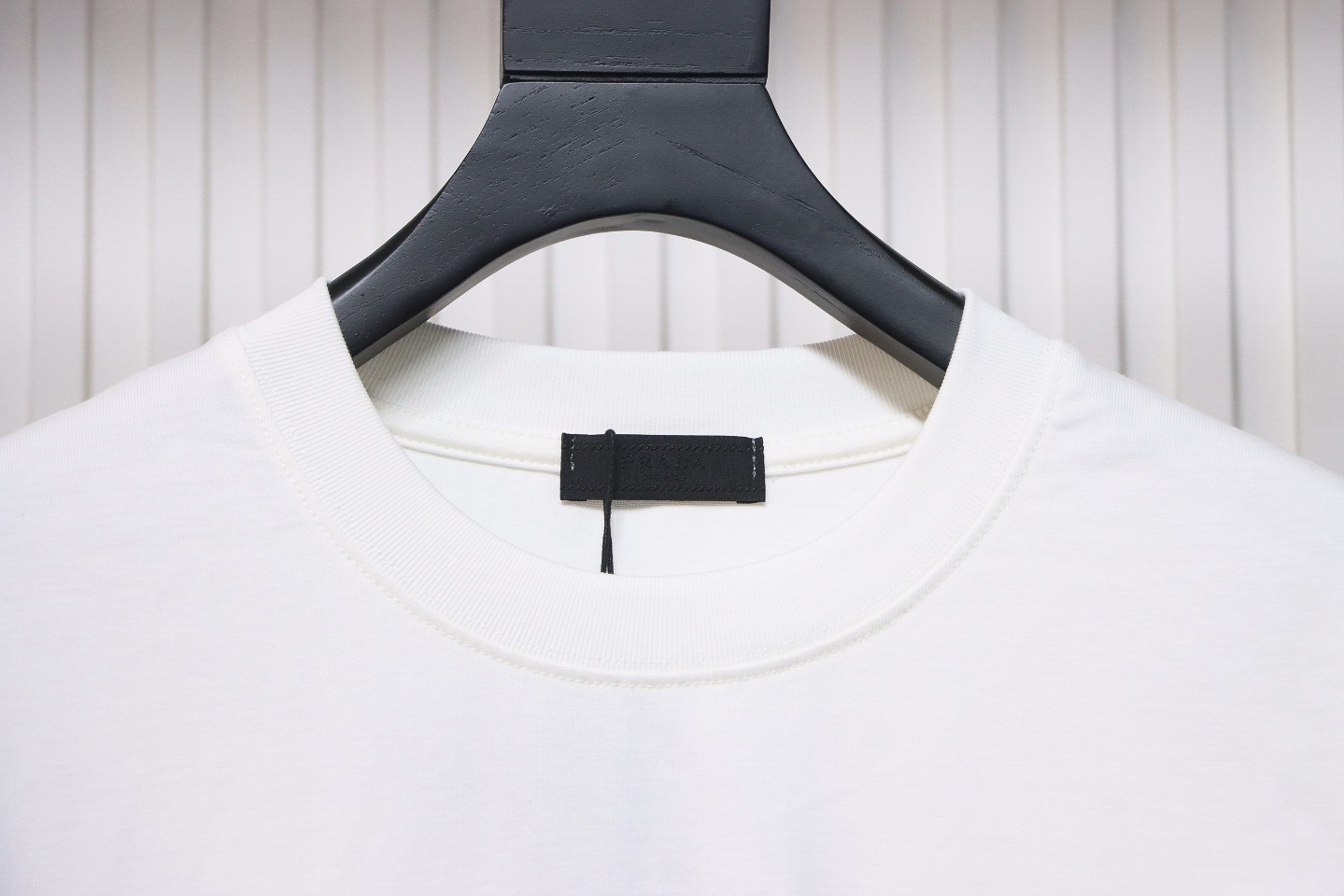 Prada 24Fw Pocket Triangle Metal Logo Long Sleeve T-shirt White