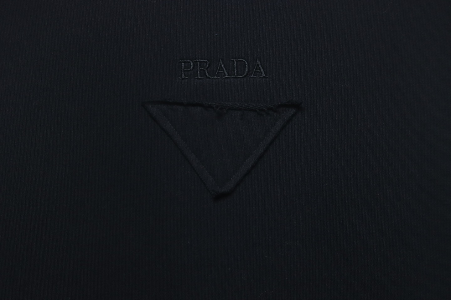Prada 24Fw Small Letters on Chest Round Neck Hoodie Black