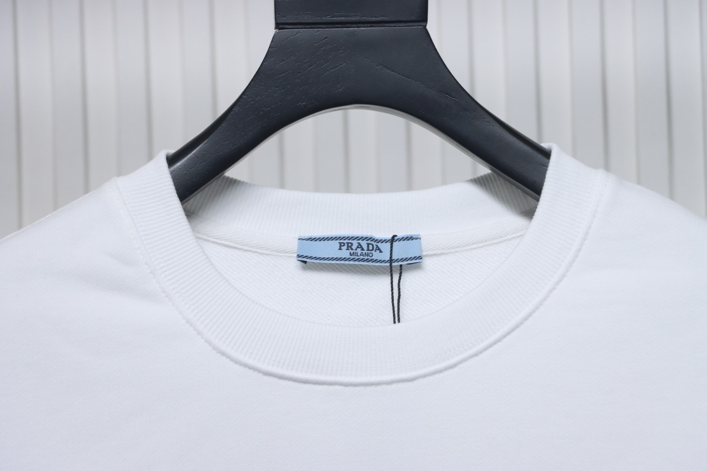 Prada 24Fw Small Letters on Chest Round Neck Hoodie White