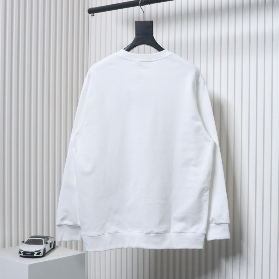 Prada 24Fw Small Letters on Chest Round Neck Hoodie White