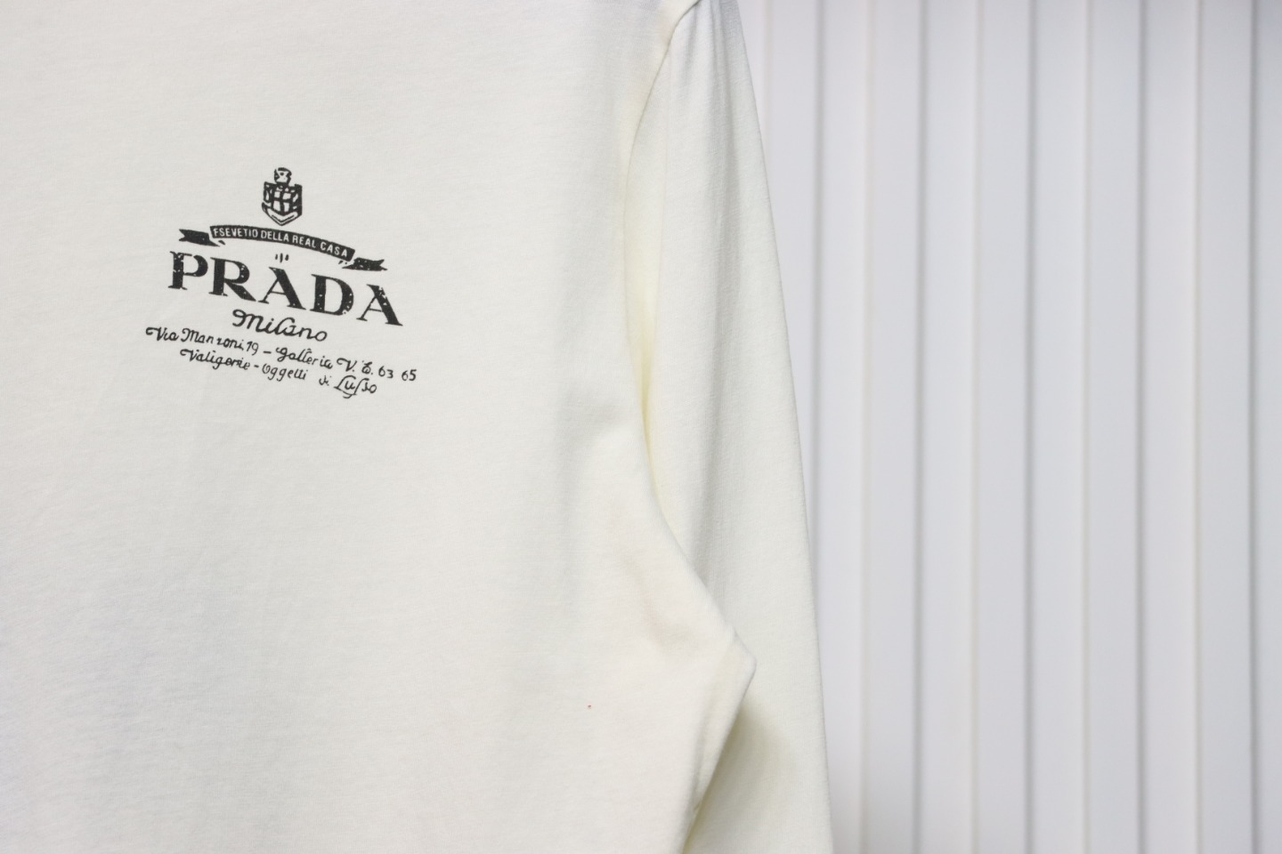 Prada 24ss Classic Logo Print Long Sleeve T-shirt