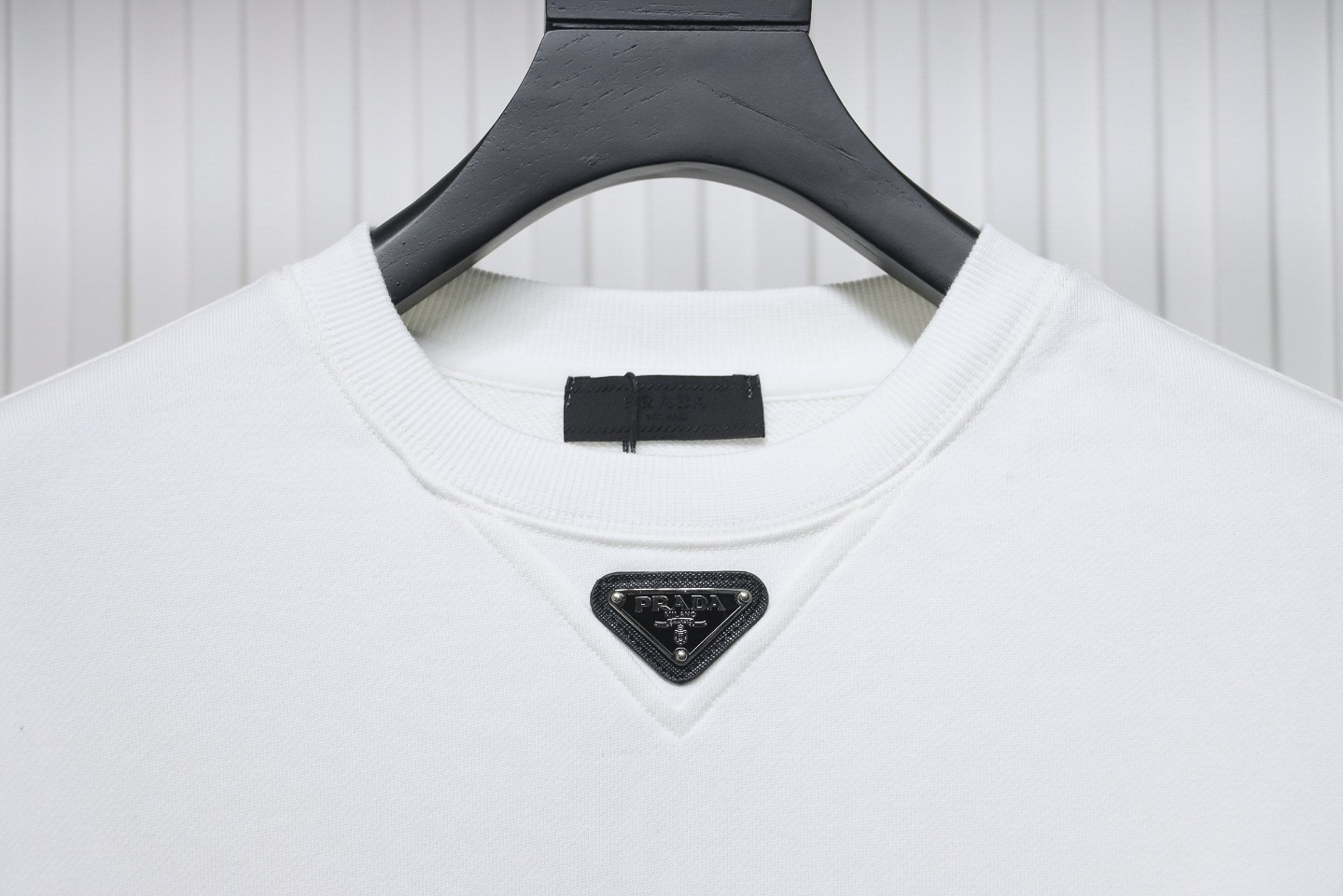 Prada 24ss Round Neck Hoodie With Triangle Logo White