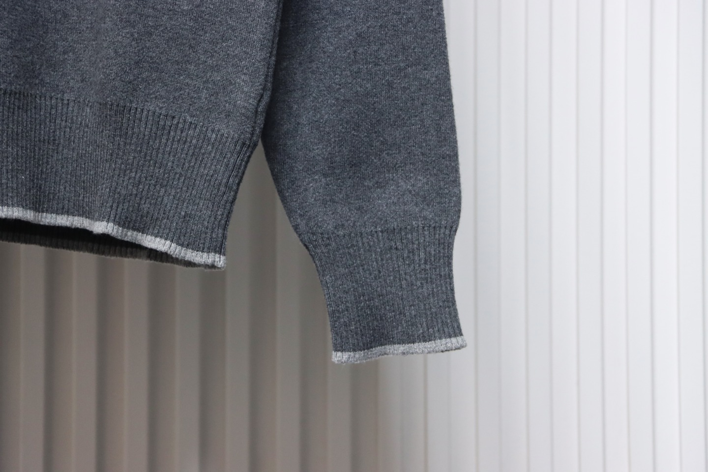 Thom Browne 20FW Tokyo Limited Edition Puppy Crew Neck Sweater Dark Grey