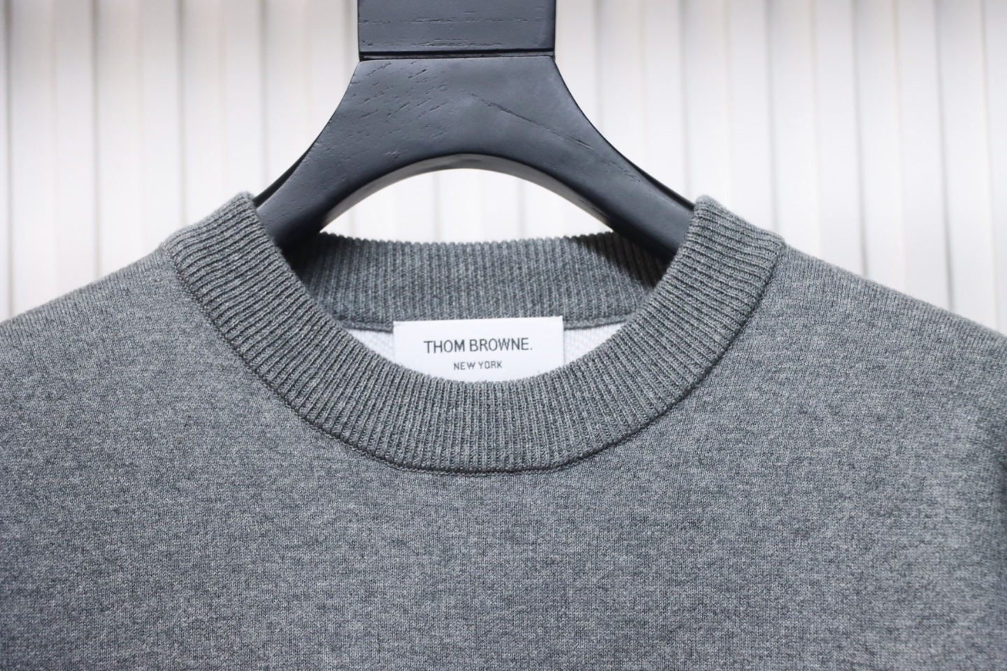 Thom Browne 20FW Tokyo Limited Edition Puppy Crew Neck Sweater Light Grey