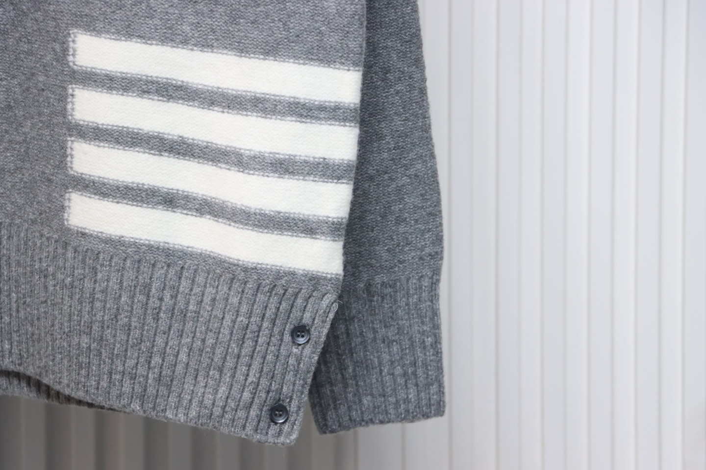 Thom Browne 23ss New Four-Stripe Crew Neck Pullover Sweater Gray