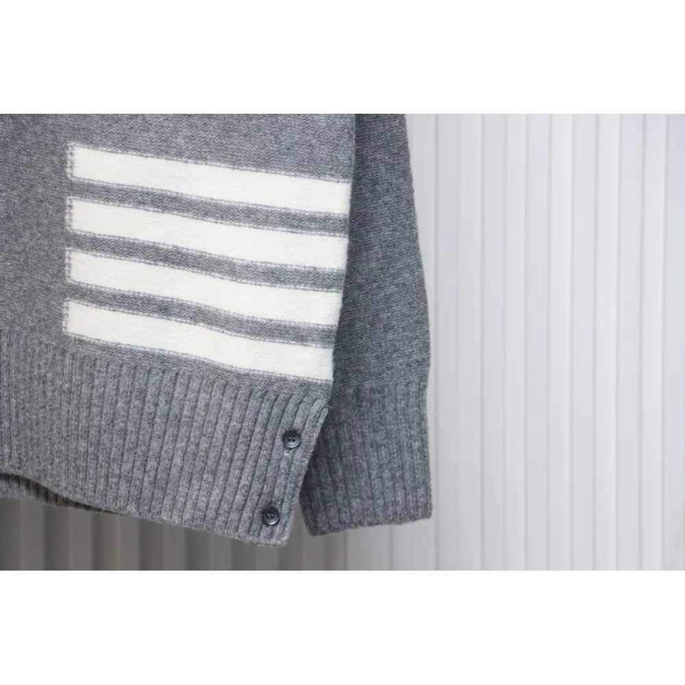 Thom Browne 23ss New Four-Stripe Crew Neck Pullover Sweater Gray