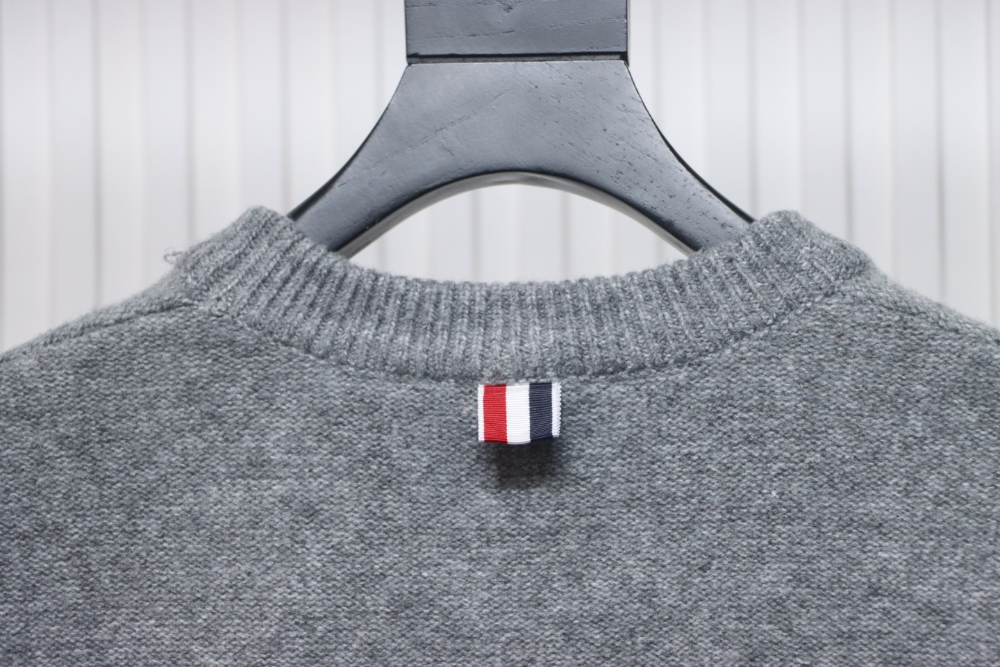 Thom Browne 23ss New Four-Stripe Crew Neck Pullover Sweater Gray