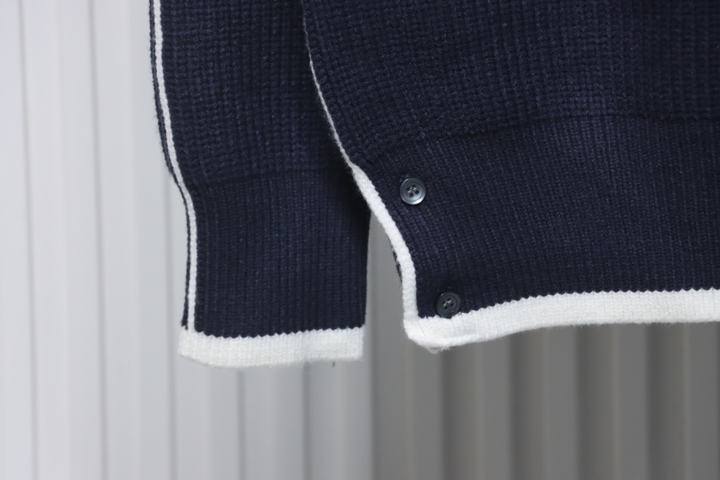 Thom Browne New Season Four-Striped Color-Blocked Long-Sleeved Round Neck Sweater Blue