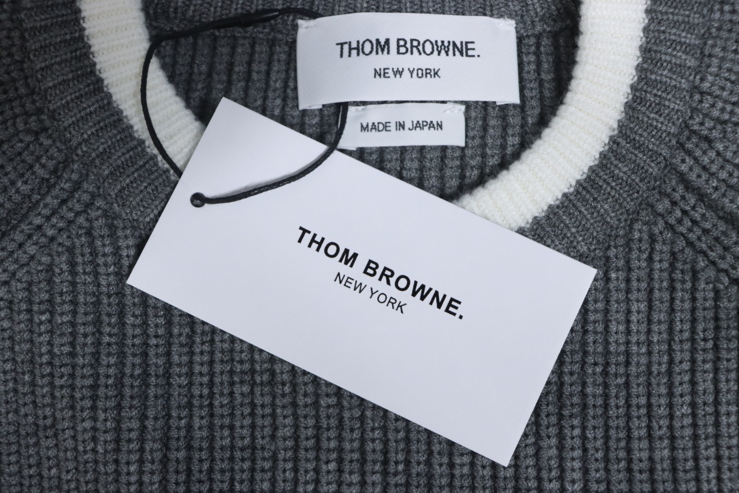 Thom Browne New Season Four-Striped Color-Blocked Long-Sleeved Round Neck Sweater Grey