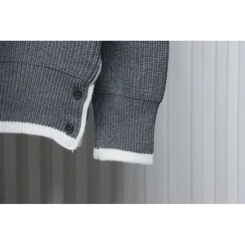 Thom Browne New Season Four-Striped Color-Blocked Long-Sleeved Round Neck Sweater Grey