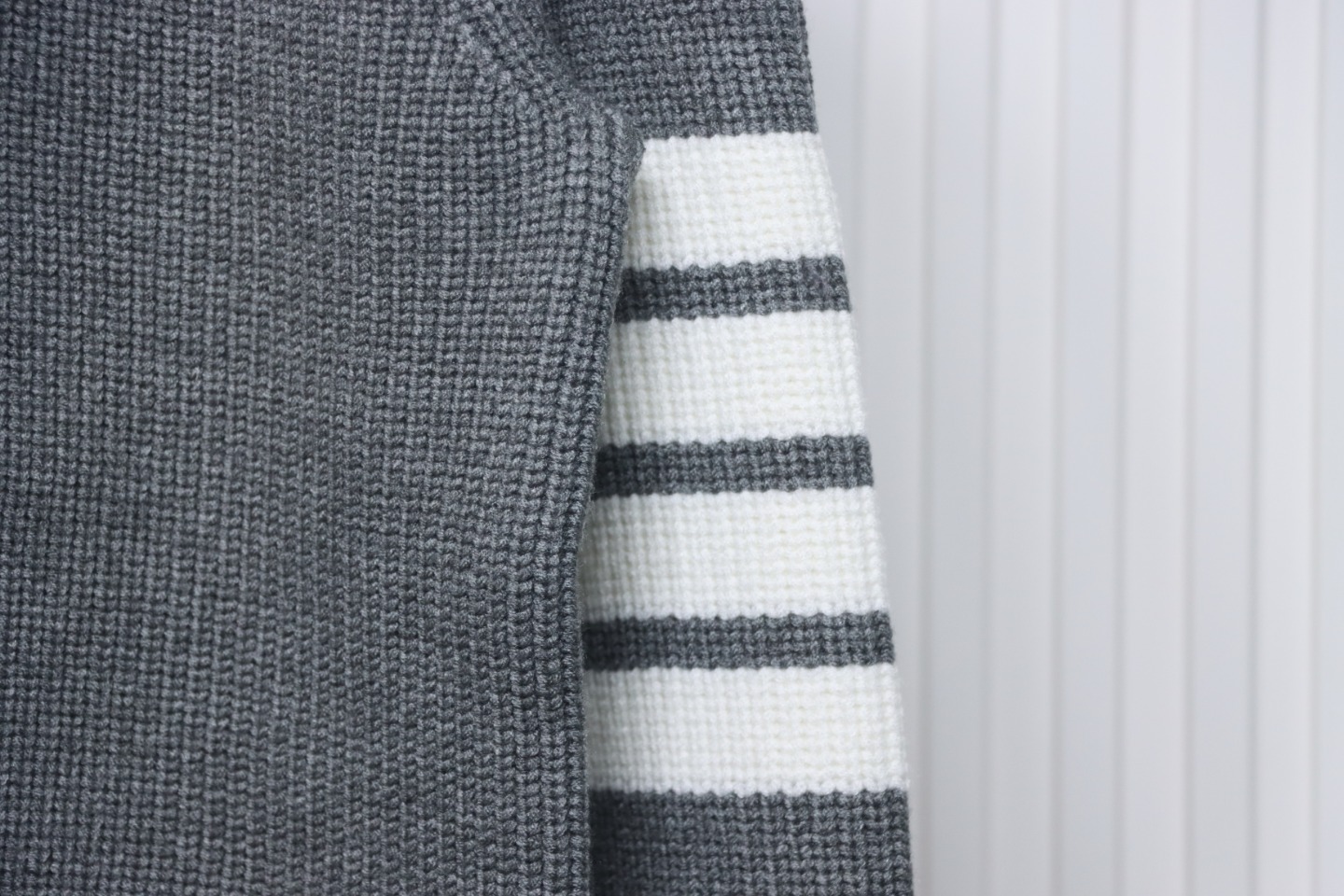 Thom Browne New Season Four-Striped Color-Blocked Long-Sleeved Round Neck Sweater Grey