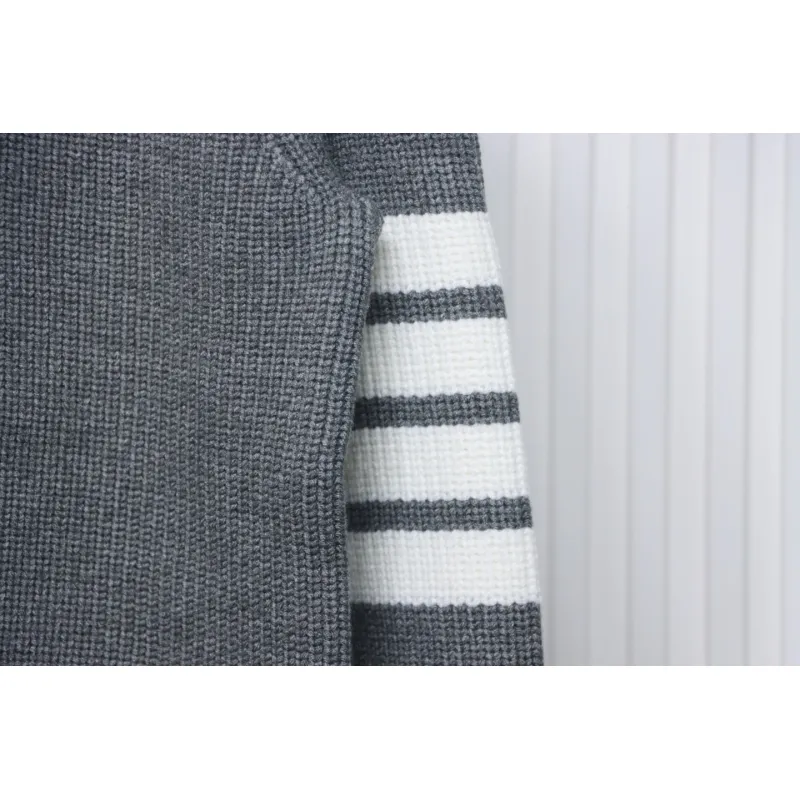Thom Browne New Season Four-Striped Color-Blocked Long-Sleeved Round Neck Sweater Grey