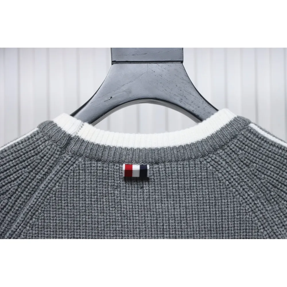Thom Browne New Season Four-Striped Color-Blocked Long-Sleeved Round Neck Sweater Grey