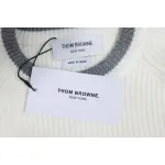 Thom Browne New Season Four-Striped Color-Blocked Long-Sleeved Round Neck Sweater White