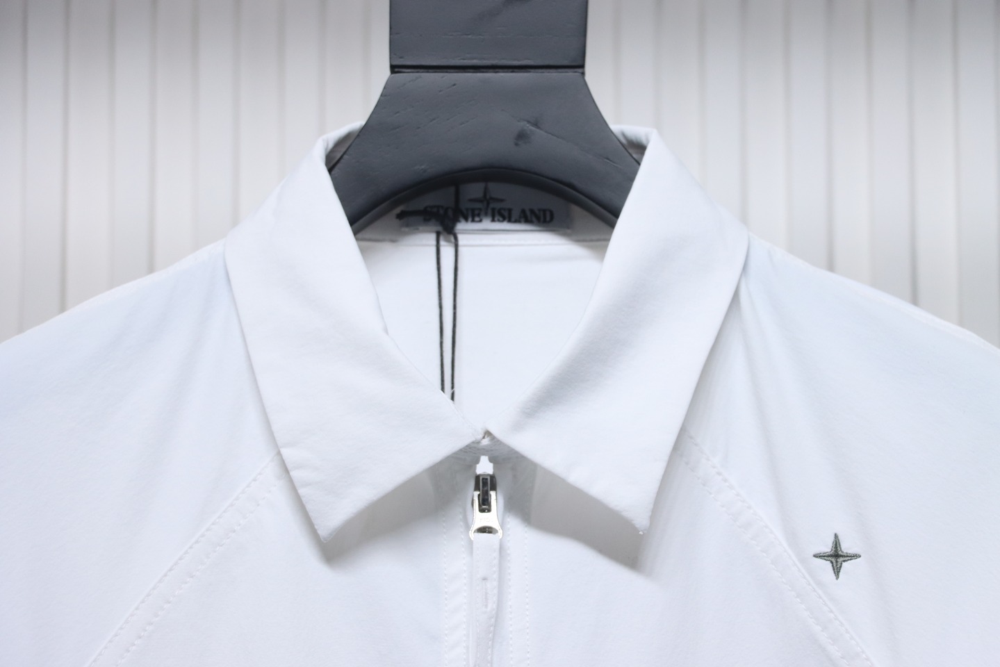 Stone Island 24Fw Star Logo Embroidered Laminated Shirt Jacket White