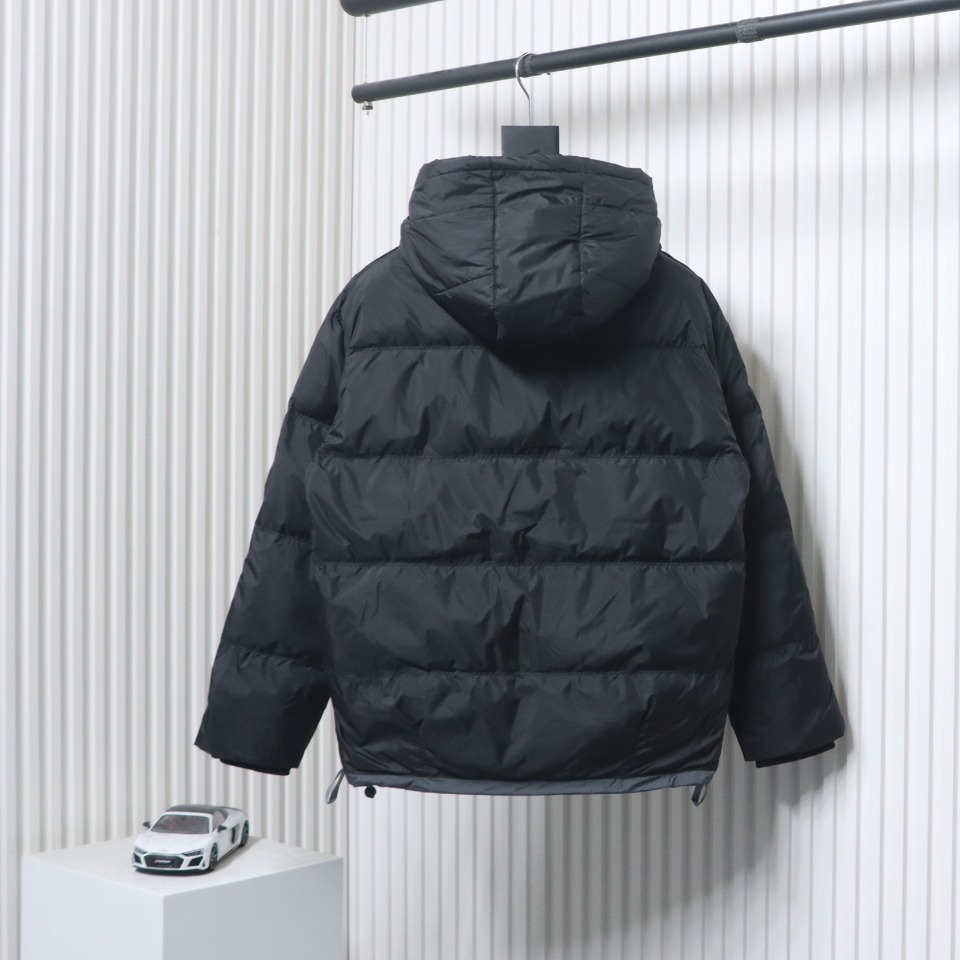 Stone Island Classic Small Label Down Black